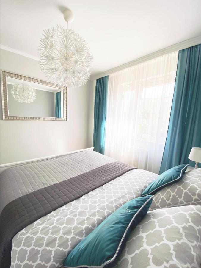 Apartament Na Teczowej Wrocław Eksteriør billede