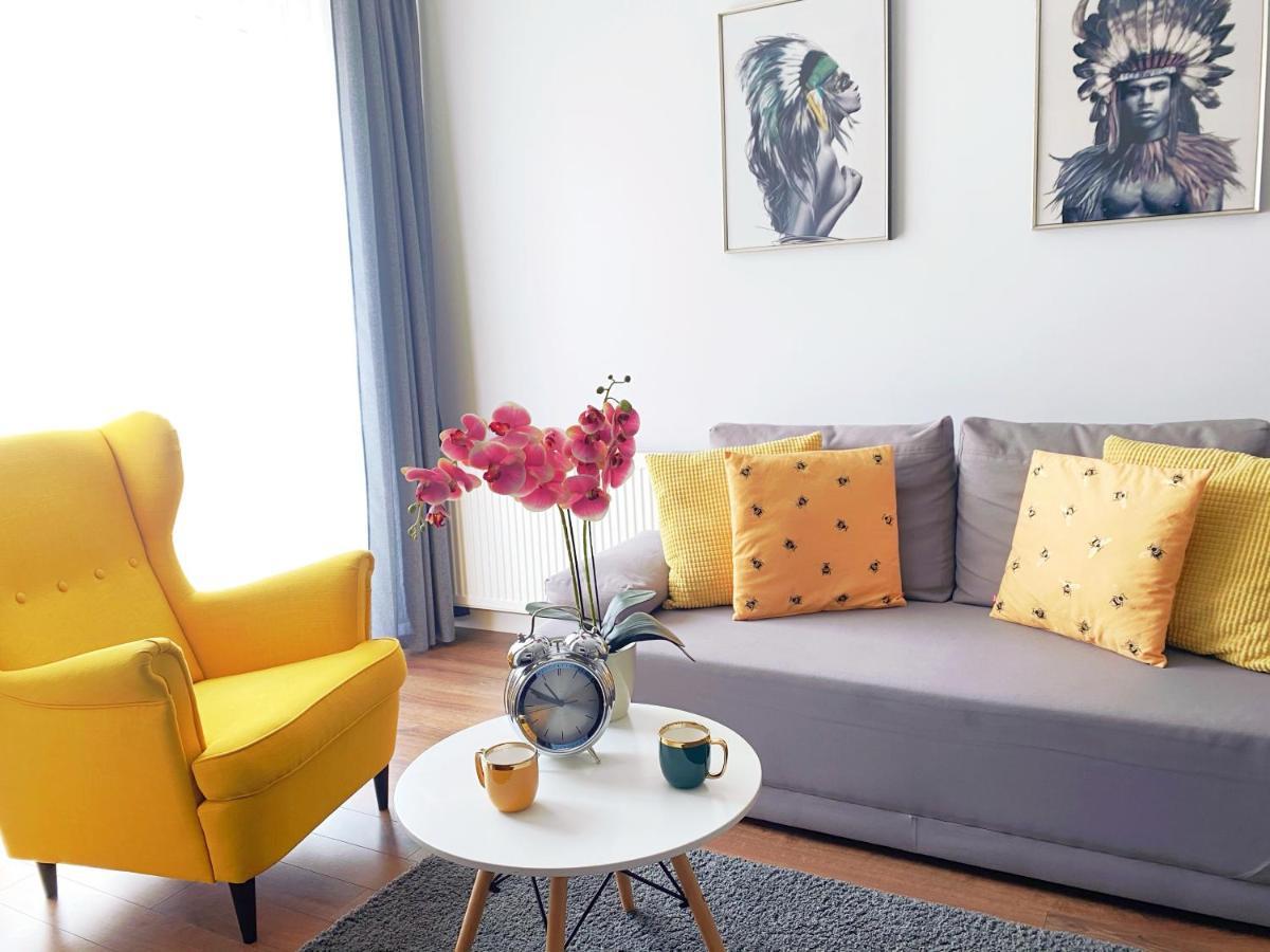 Apartament Na Teczowej Wrocław Eksteriør billede